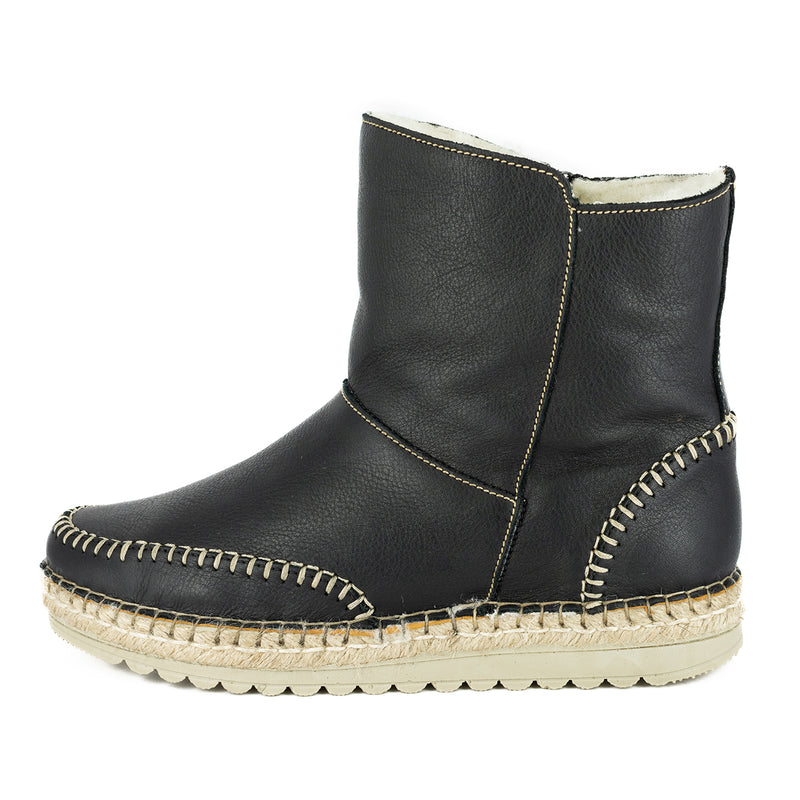 Kigali : Ladies Leather 100% Wool-Lined Boot in Black Delta