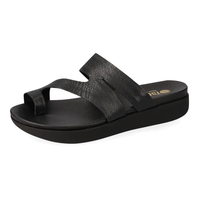 Black strappy sandal with toe-post on a platform