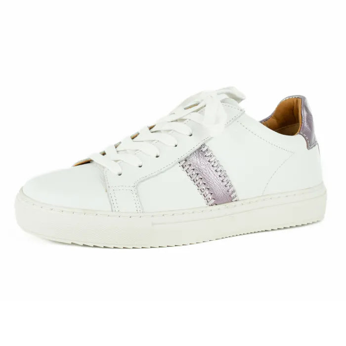 White sneaker with a purple accent on a white background