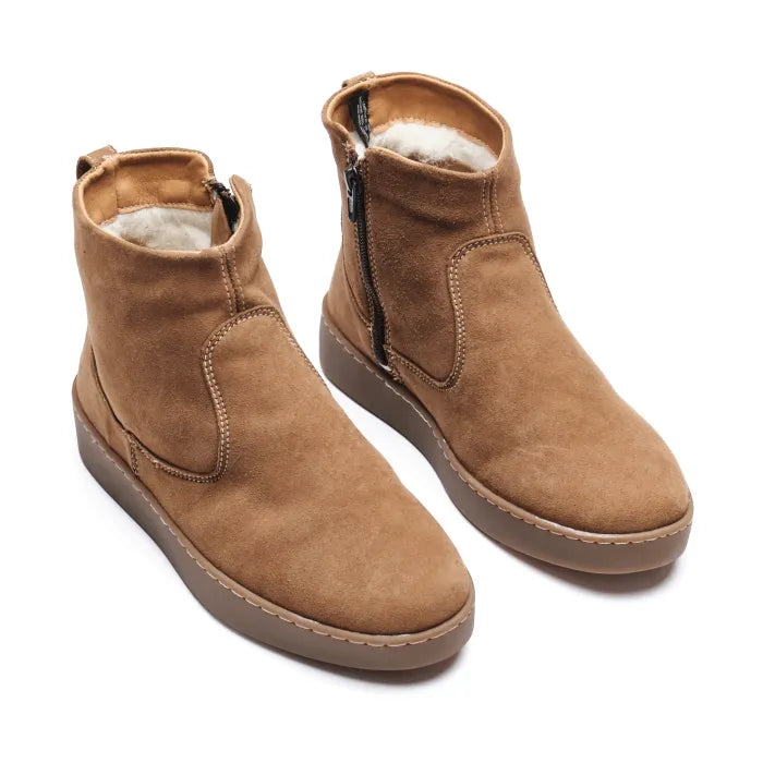 Samburu : Ladies Leather Wool-Lined Ankle Boot in Donkey