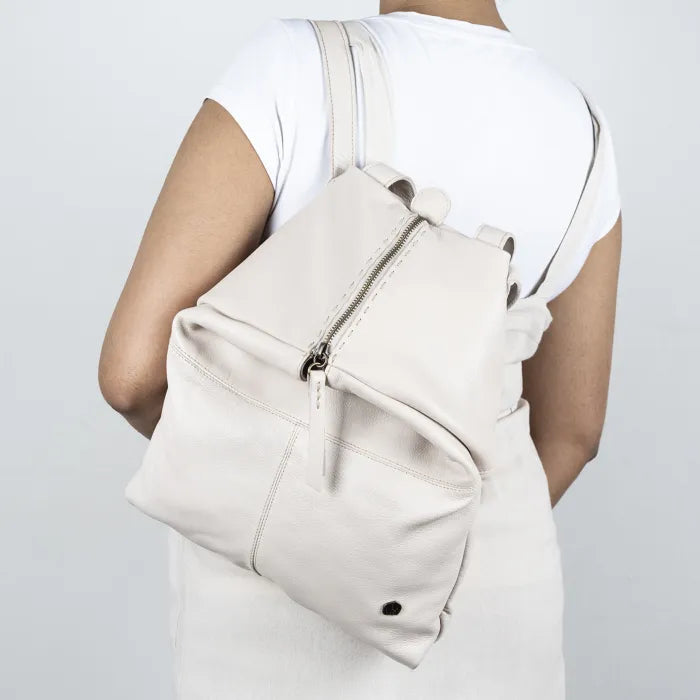 Ncumisa : Leather Backpack in Cream Ncumisa : Leather Backpack in Cream