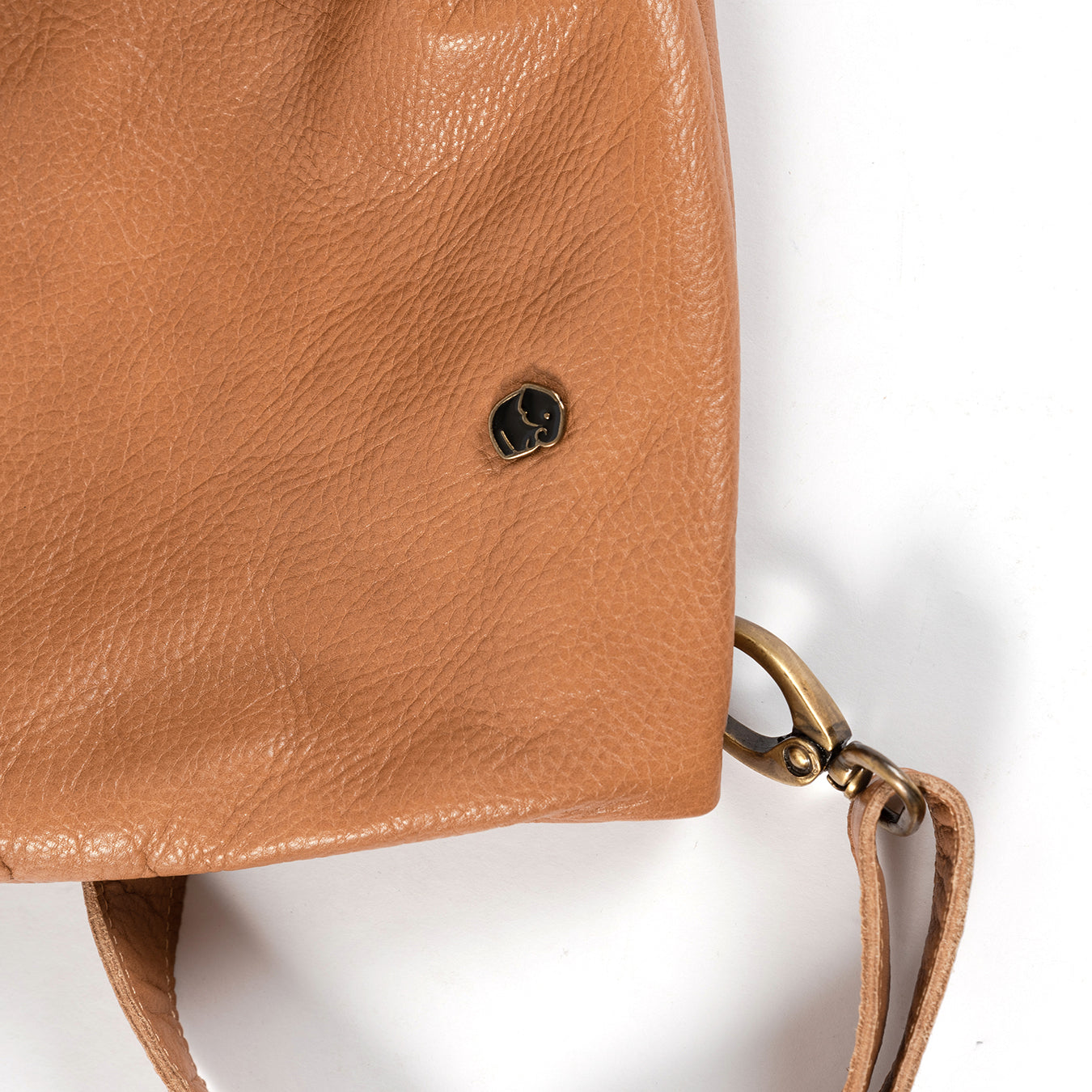 Ncumisa : Leather Backpack in Tan