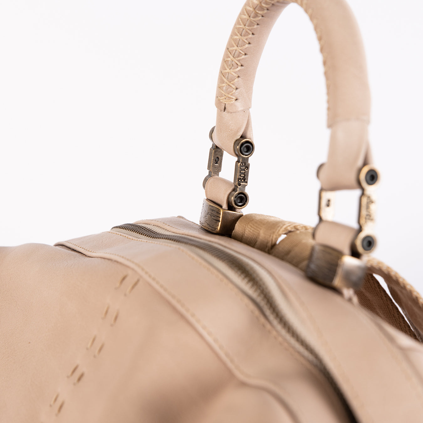 Zinande : Leather Backpack in Gravel
