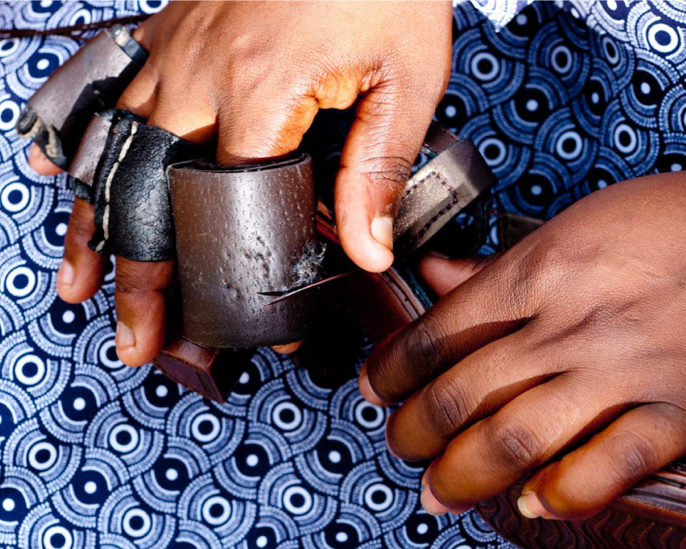 Handlacing shoes - a beautiful art that Tsonga is renowned for