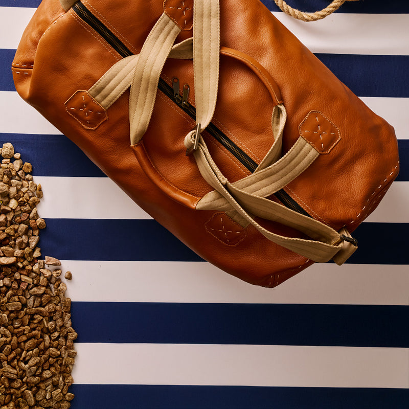 Weekender : Leather Travel Bag in Oak