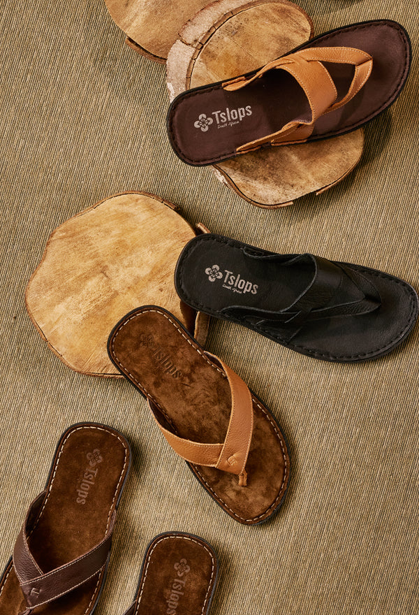 Mulanje : Men's Leather Sandal in Black Natan