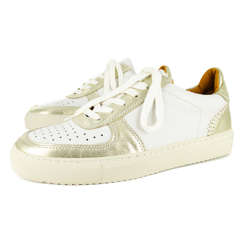 Conakry : Ladies Leather Sneaker in White & Bark
