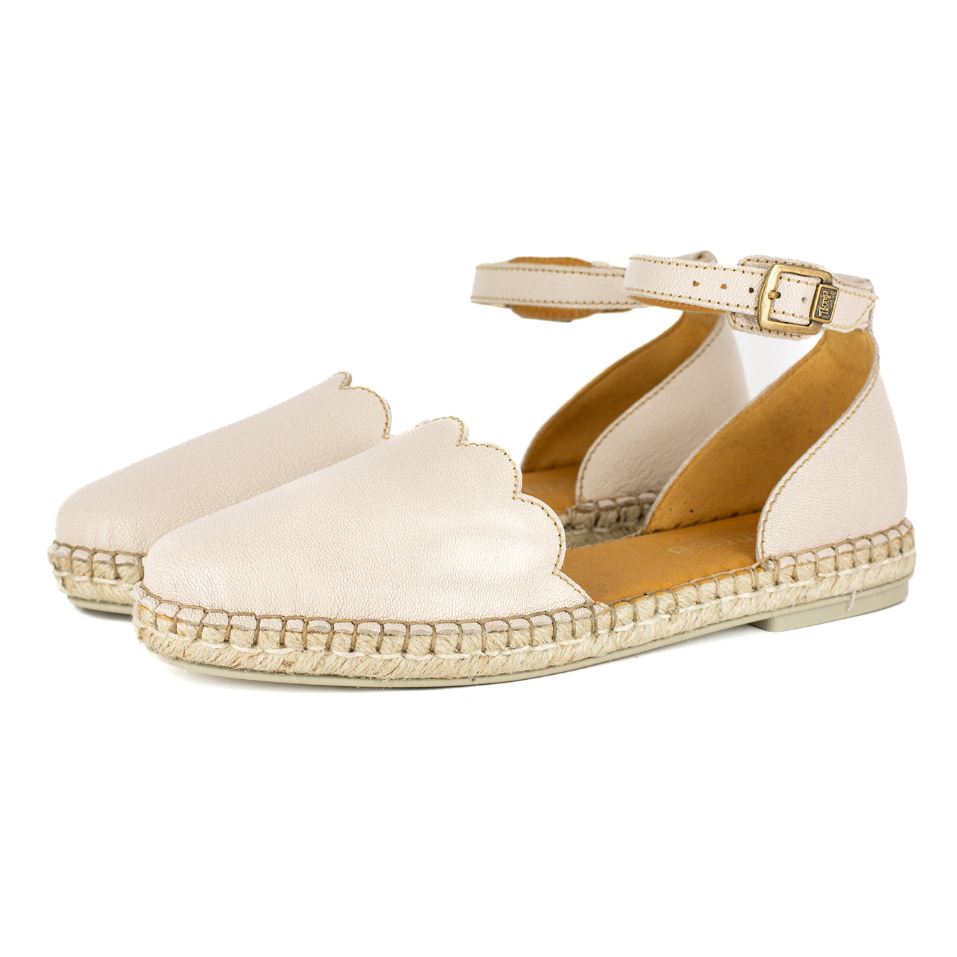 Kwamoka : Ladies Leather Espadrille Shoe in Cream