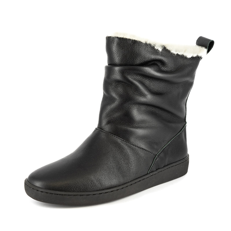 Iholide : Ladies 100% Wool-Lined Leather Short Boot in Black Delta