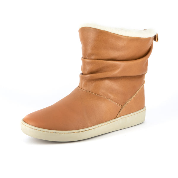 Iholide : Ladies 100% Wool-Lined Leather Short Boot in Tan Vintage