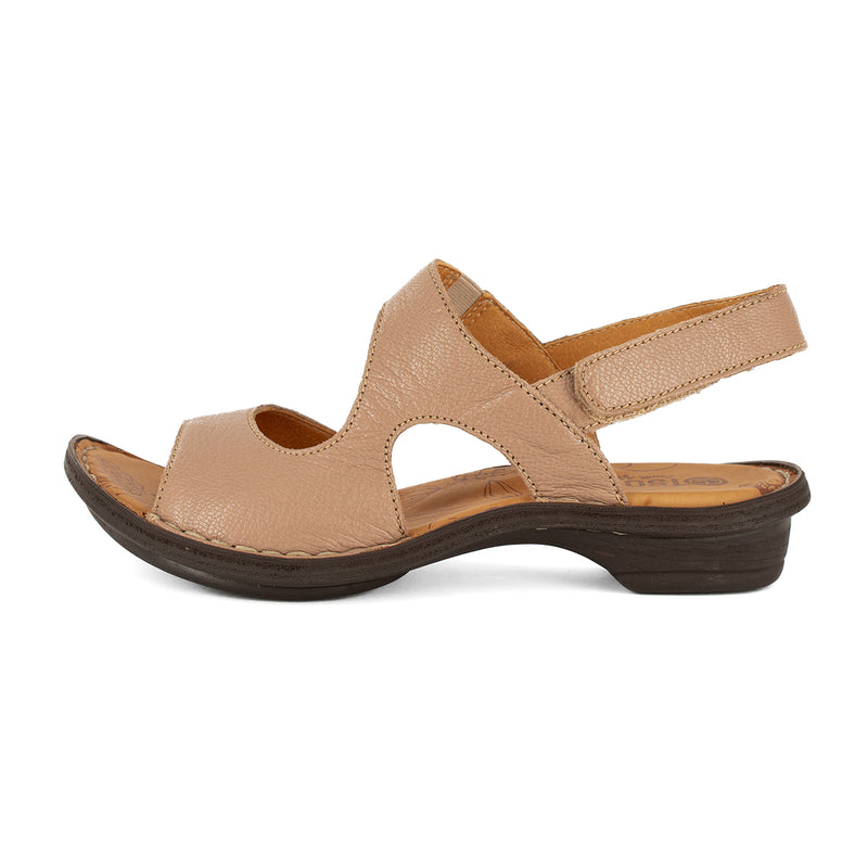 Gadla : Ladies Leather Sandal in Timber