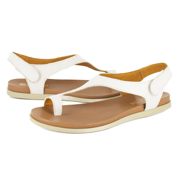 Ukumosa : Ladies Leather Sandal in White