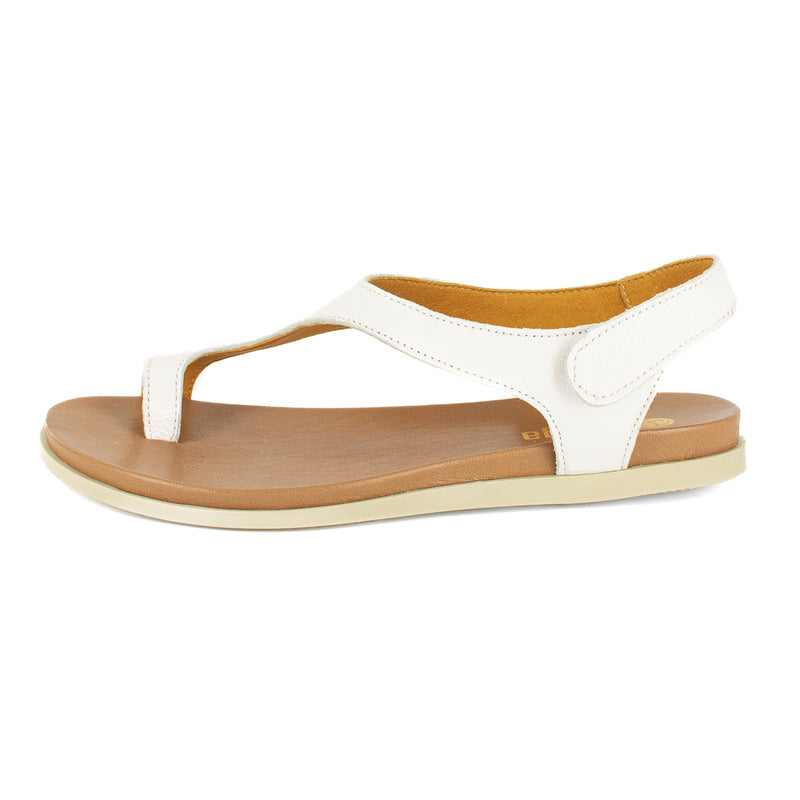 Ukumosa : Ladies Leather Sandal in White