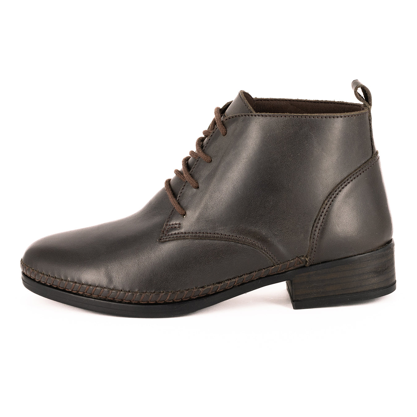 Chikelu : Ladies Leather Ankle Boot in Choc Relaxa
