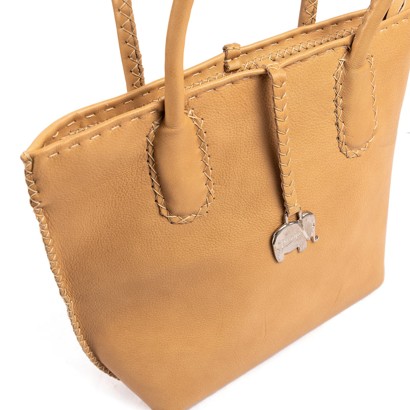 Azetha : Ladies Leather Shopper Handbag in Camel Vintage