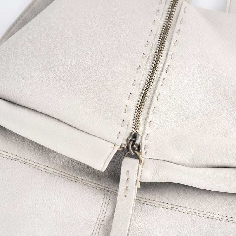 Ncumisa : Leather Backpack in Cream Cayak