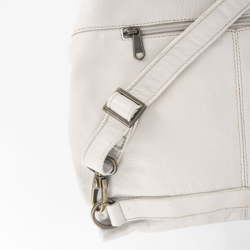 Ncumisa : Leather Backpack in Cream Cayak