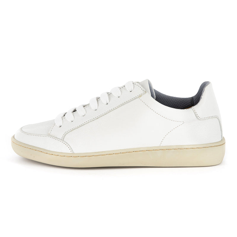 Isahluko : Ladies Leather Sneaker in White Cayak