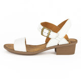 Kangcono : Ladies Leather Sandal in White Cayak