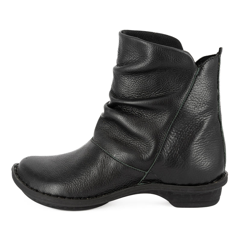 Owakihle : Ladies Leather Ankle Boot in Black