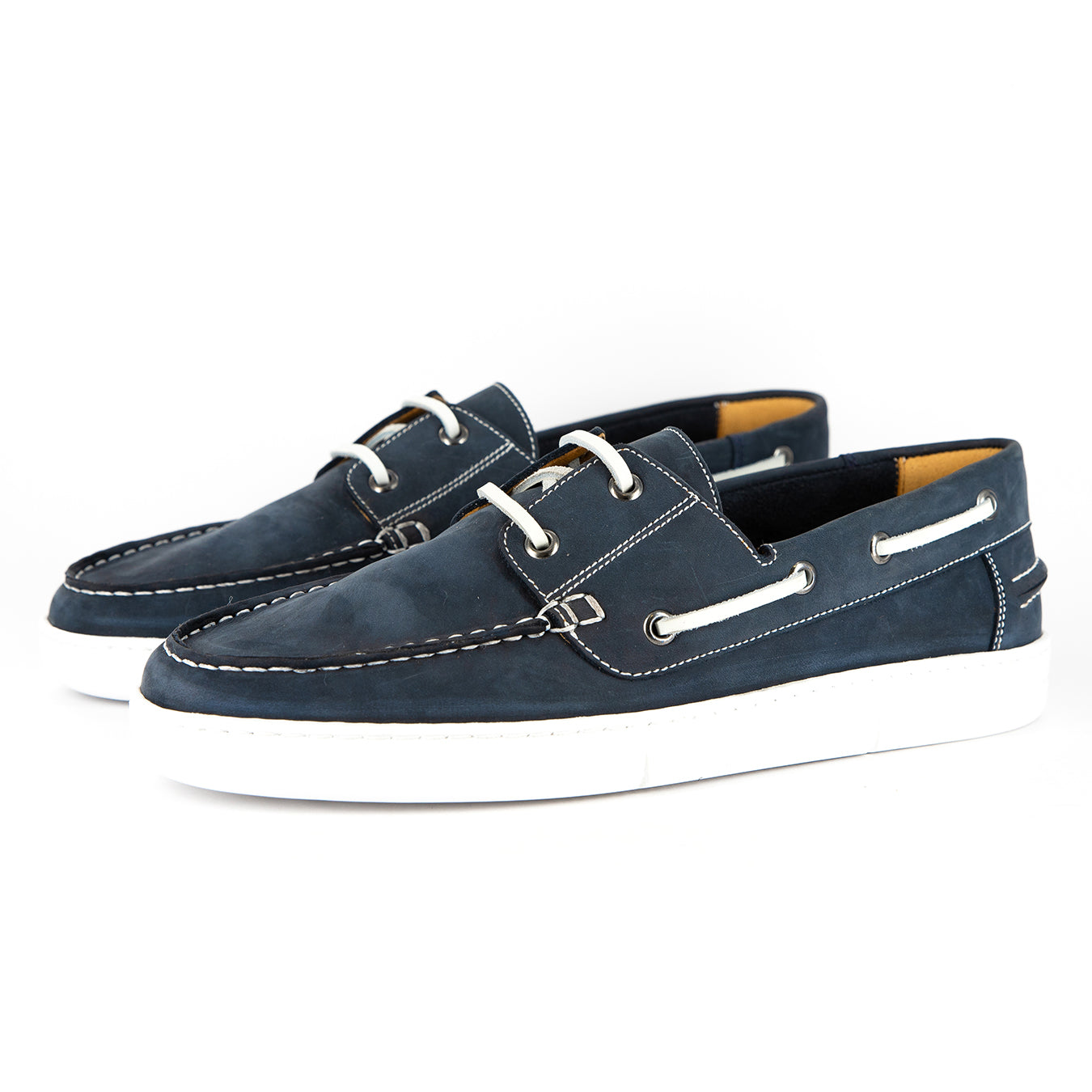 Umnyakazo : Men's Leather Boat Shoe in Marine Nubuck