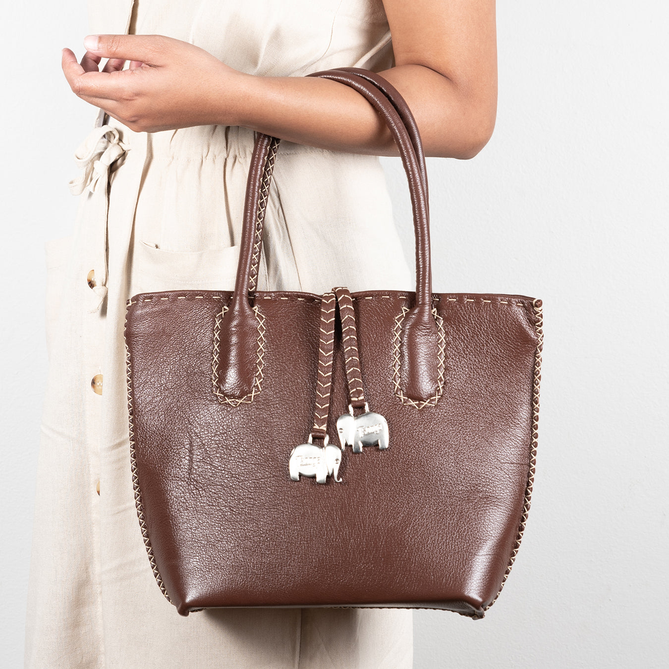 Azetha : Ladies Leather Shopper Handbag in Cafe Cayak