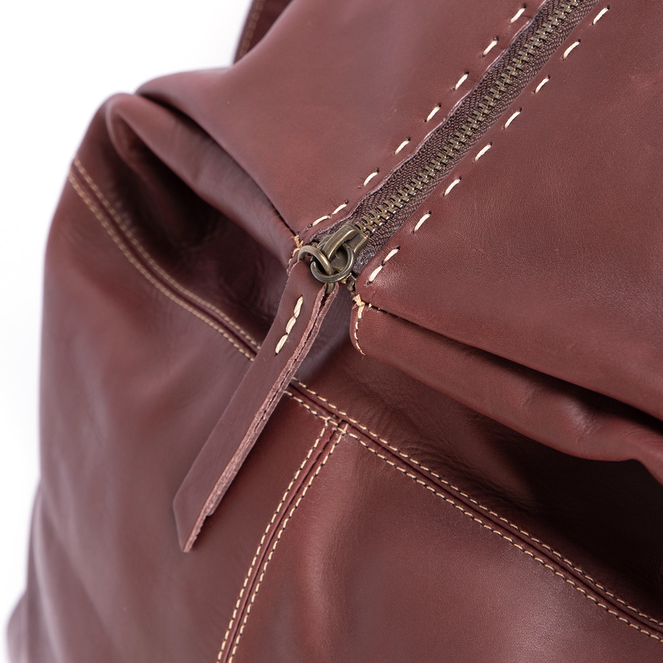 Ncumisa : Leather Backpack in Raisin