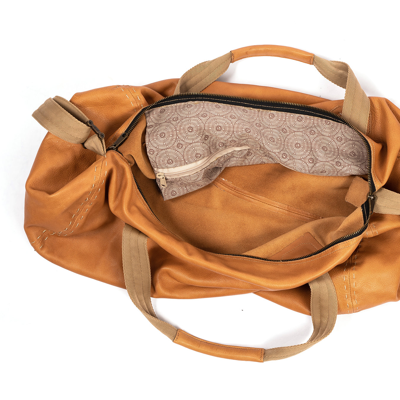 Weekender : Leather Travel Bag in Tan