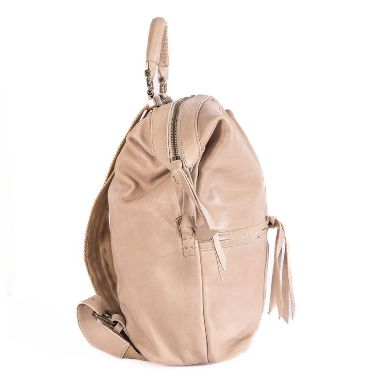 Zinande : Leather Backpack in Gravel Vintage